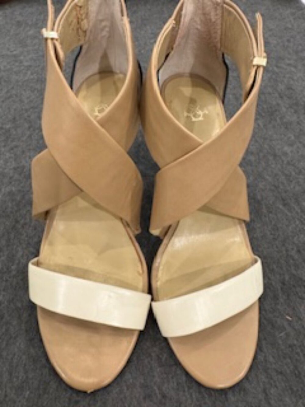 Ann Taylor Multi-color heels
